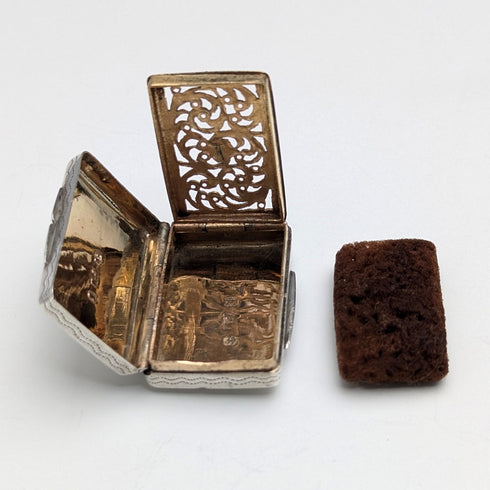 1834 年英國古董純銀油醋汁配海綿 Edwin Jones